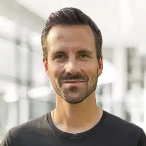 Portrait photo of Peter von Kageneck, press contact at fulfillmenttools.